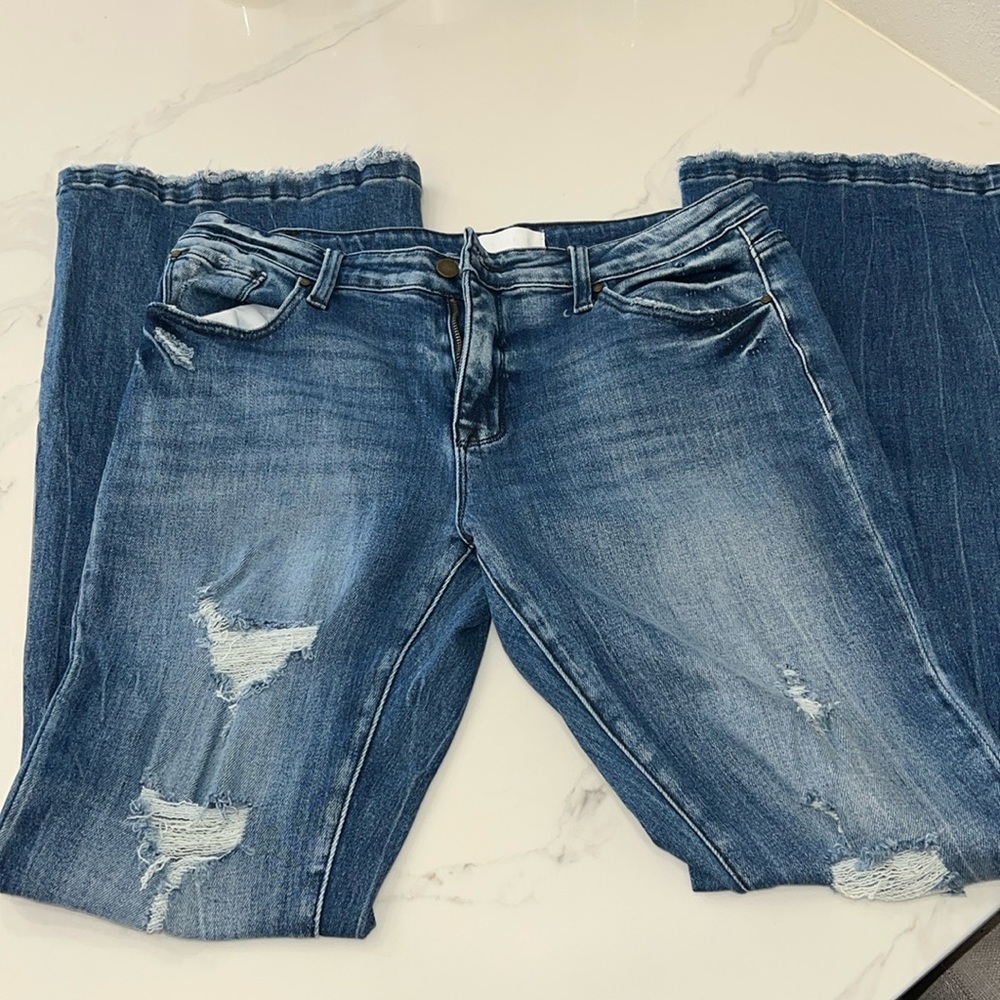 Distressed Wide Leg Jeans